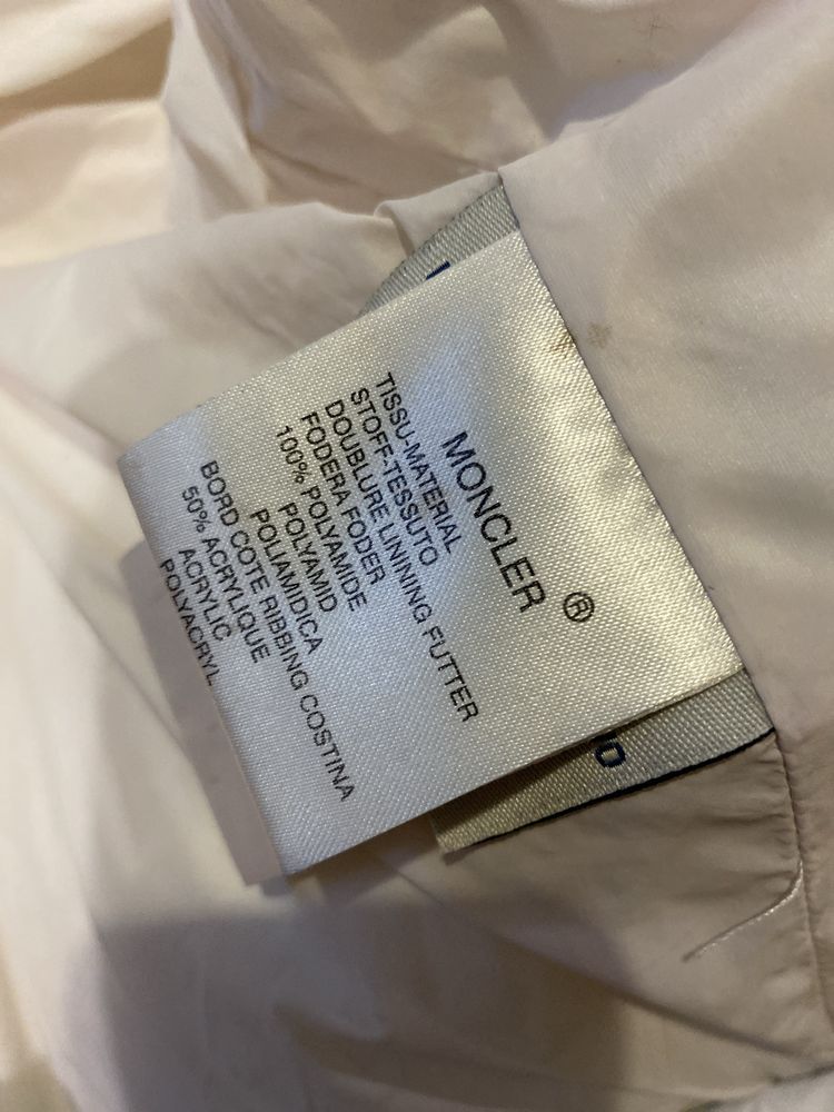 Куртка moncler оригінал під відновлення