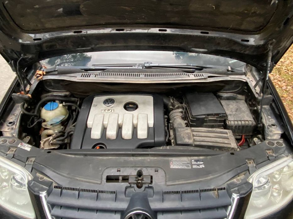 Volkswagen Tauran 2004p