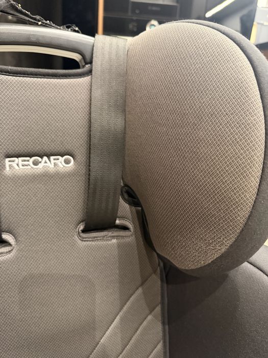 Fotelik Recaro Young Sport Hero (9–36 kg)