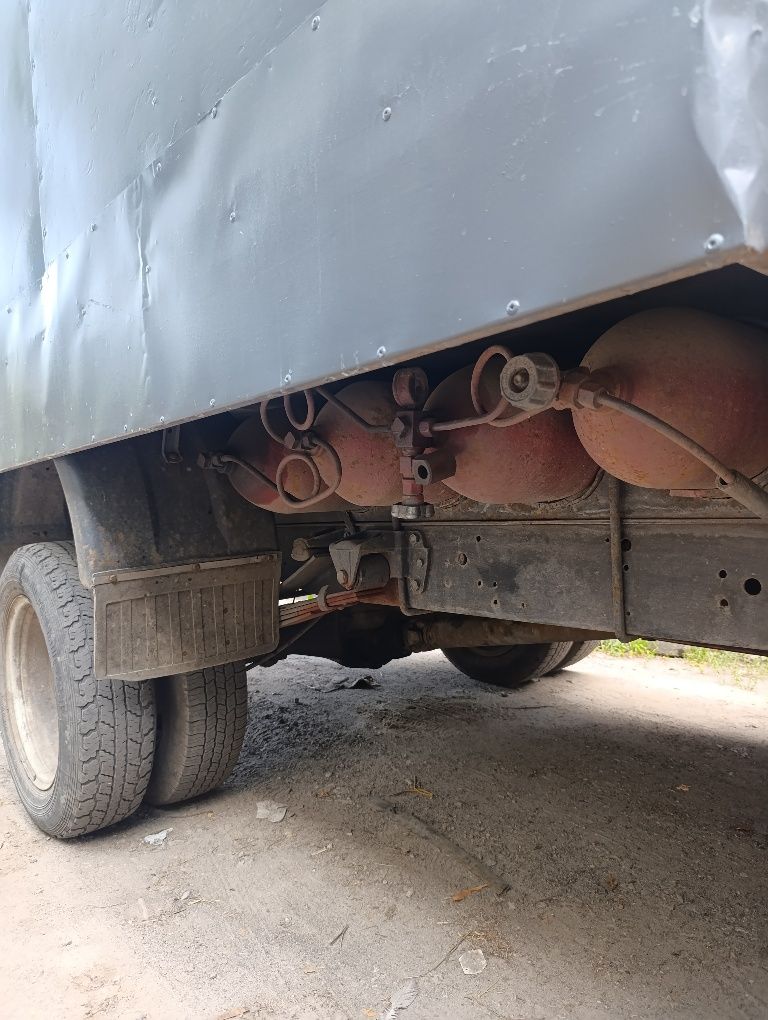 Продам Газель 3302