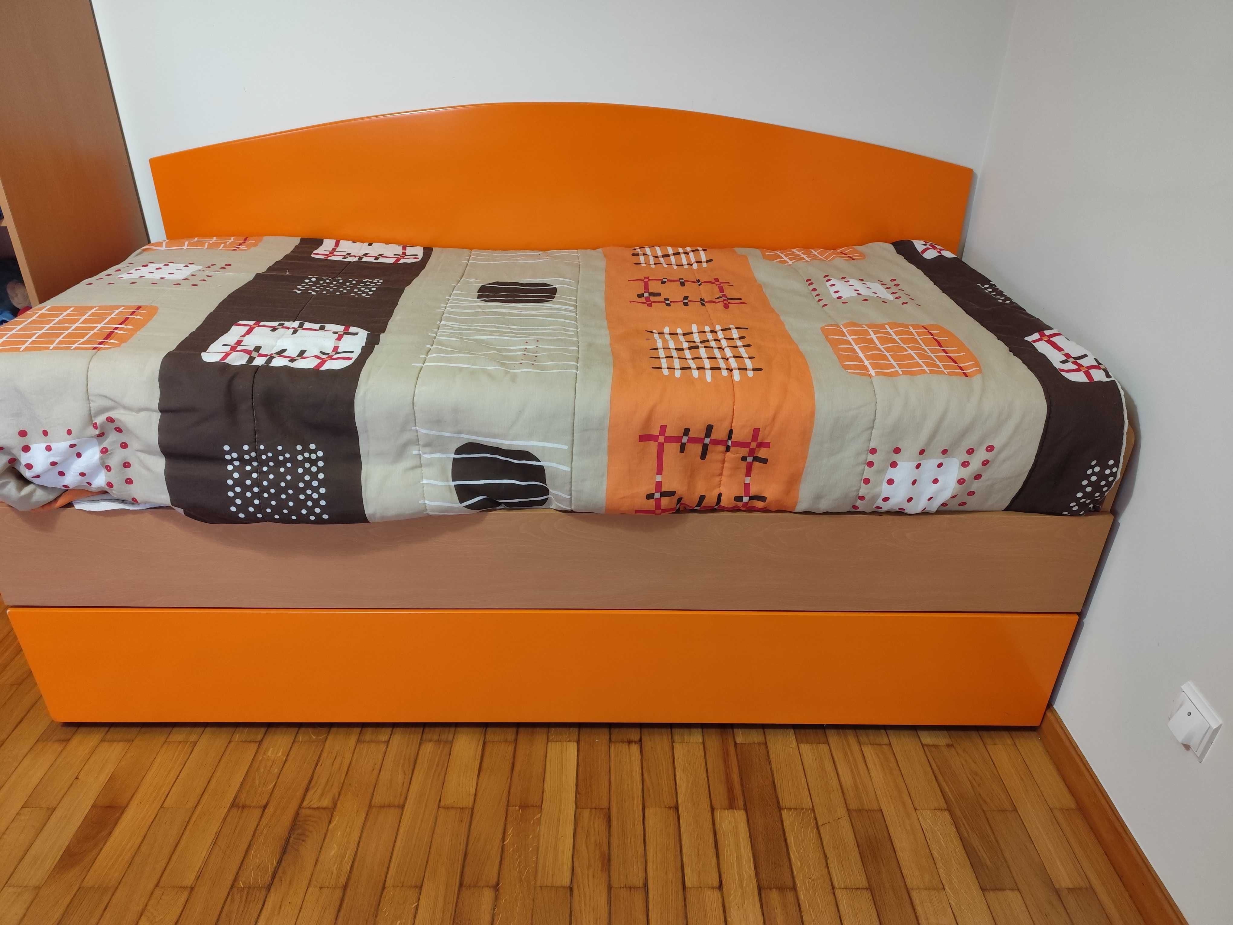 Quarto estúdio cama de solteiro