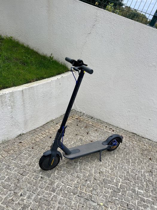Xiaomi Mi Electric Scooter 3 Preto