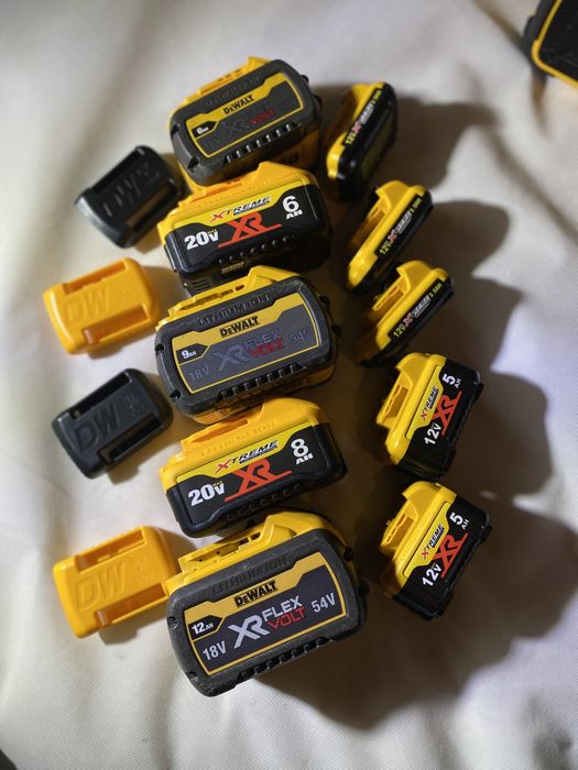 Акумулятори Dewalt Нові та Вживані