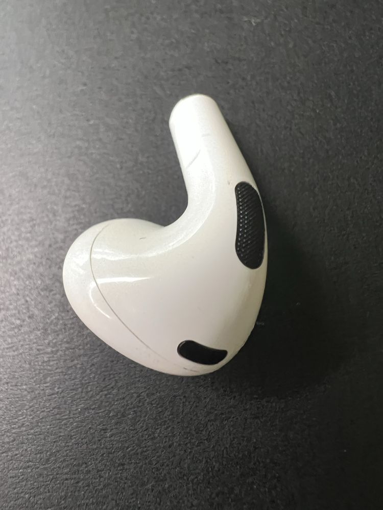 Продаю AirPods 3 ПРАВЫЙ Оригинал АирПодс 3 правий Оригінал