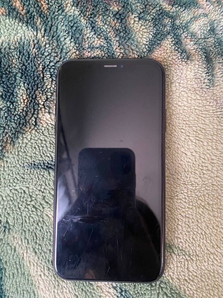 iPhone XR 64GB | Всё работает | Хорошее состояние | Родной аккумулятор