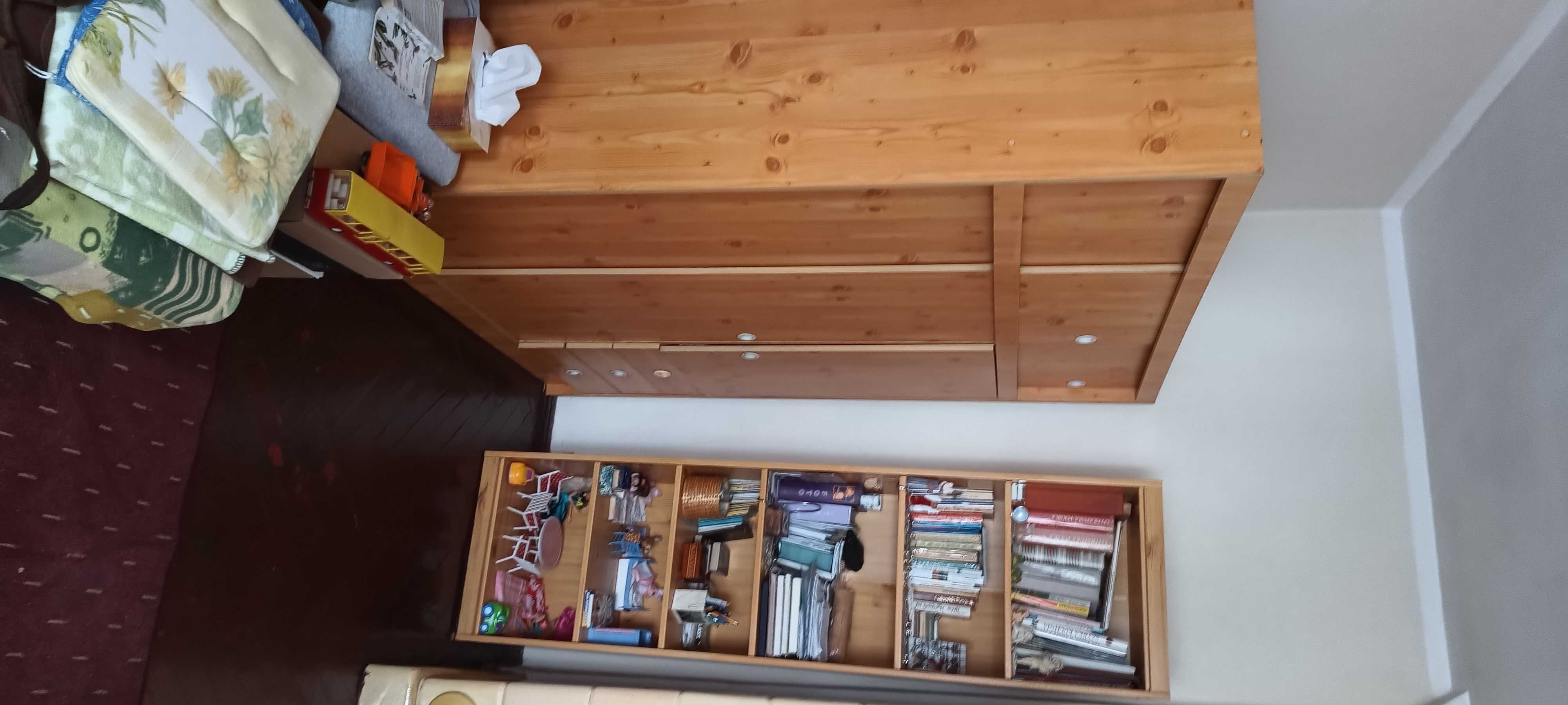 szafa z przesuwanymi drzwiami i szufladami, pojemna