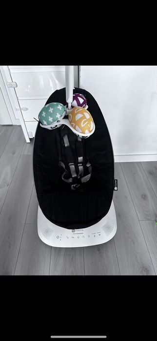 Bujak  4moms mamaroo 5