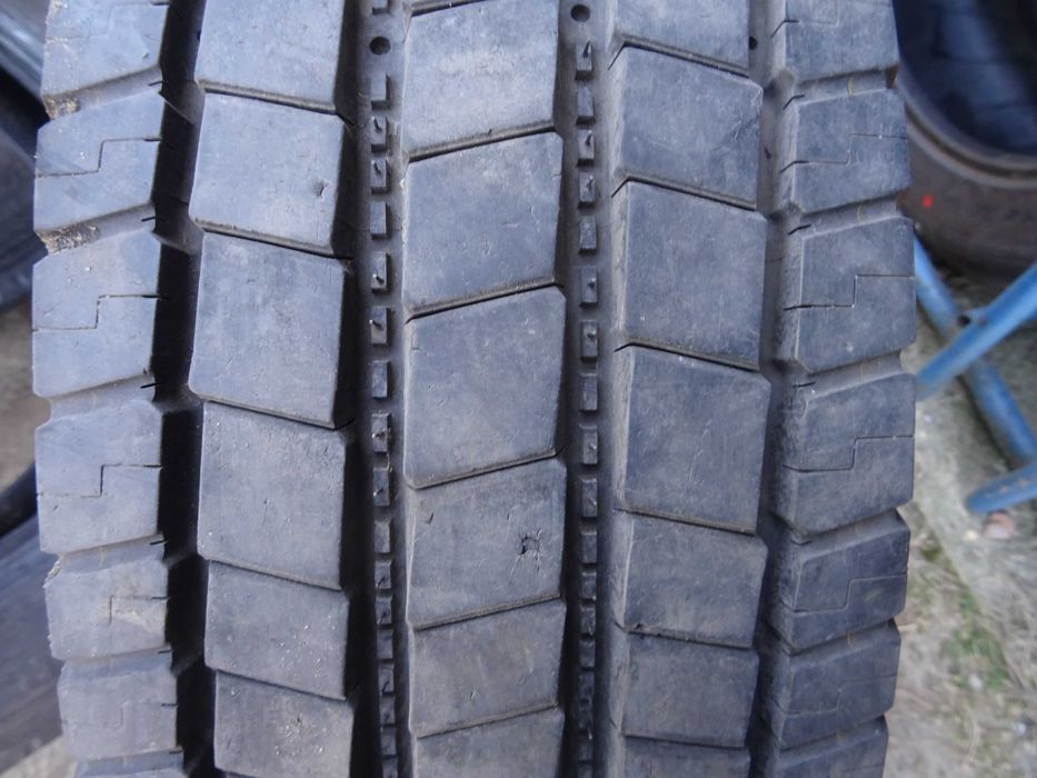 Opona 215/75R17.5 MICHELIN XZE 2 (500 netto)