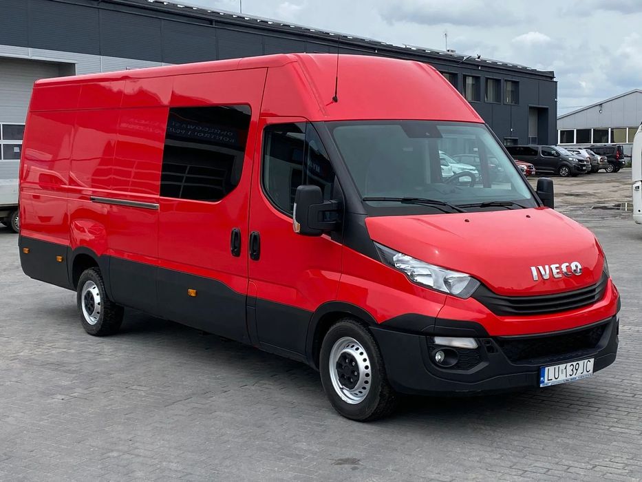 Iveco Daily 35S18 L4H2 180KM  / 9 osobowy / Pierwszy właściciel / ASO / Webasto / Klima / Hak