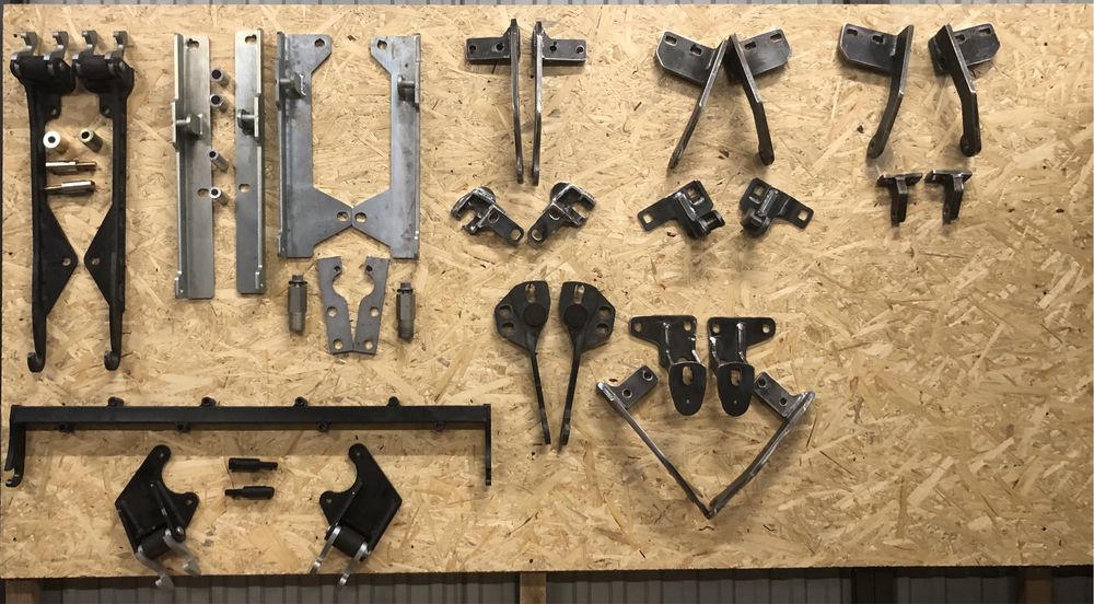 Uchwyty kangur Hypro do Volvo FH4 Trux orurowanie przednie