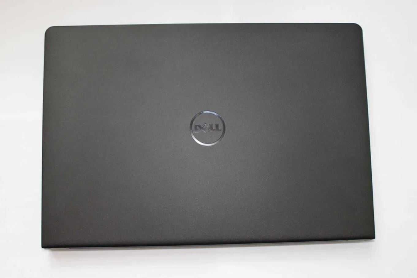 Dell Inspirion 15 3567 | i3-6006U | Radeon M430 | 4GB RAM | SSD 240GB