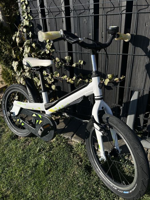 Skoda rower biały dziecięcy na pedały