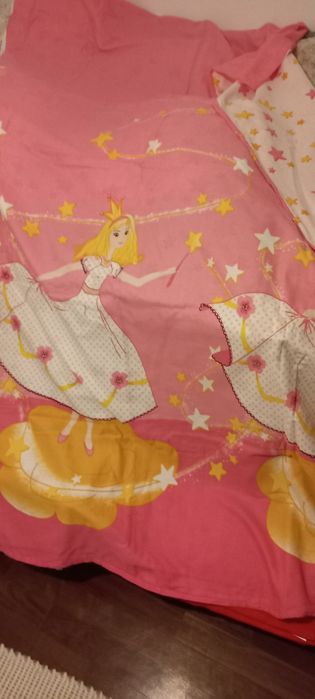 2 Capas de edredom princesas /Minnie