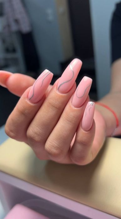 Манікюр з покриттям лише 700грн