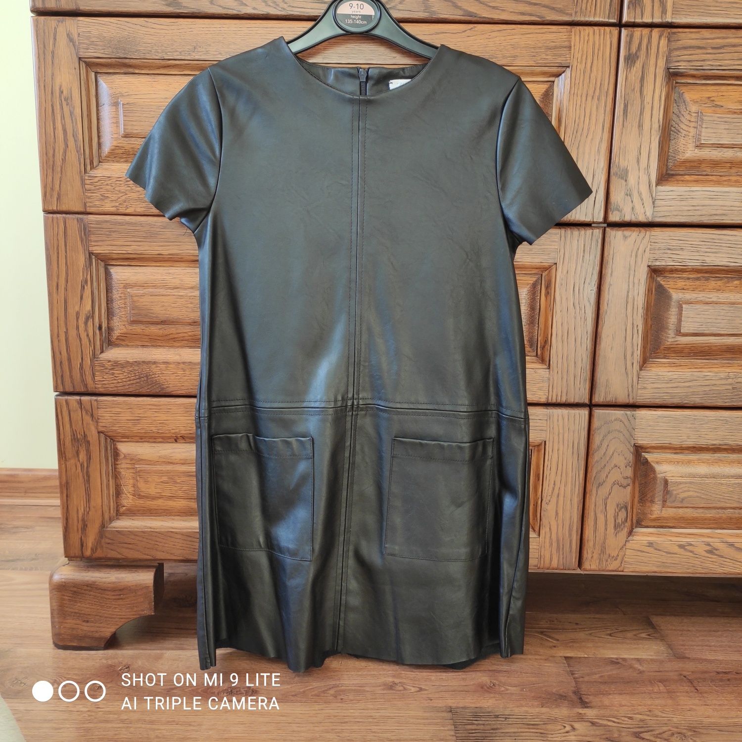 Шкіряне плаття від Zara 8р.