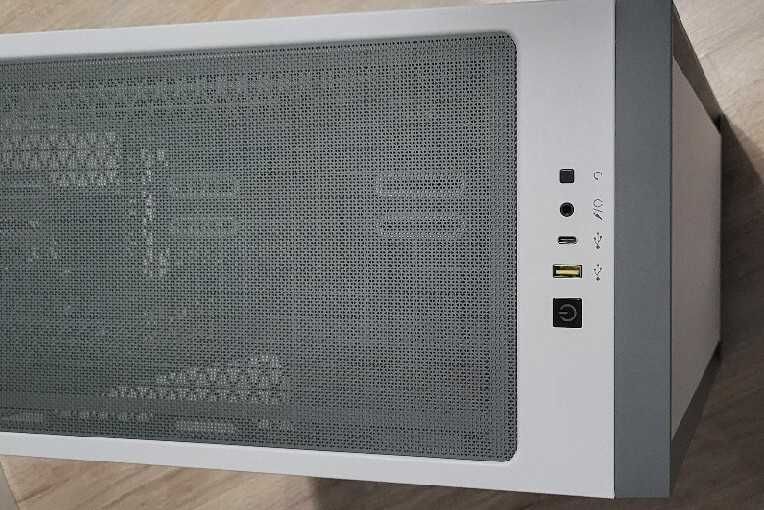 Komputer  CORSAIR i7 11700K / 32GB RAM / GTX 1080Ti