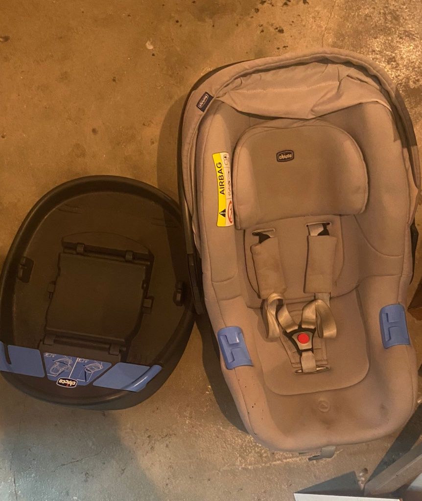 Trio da chicco com isofix