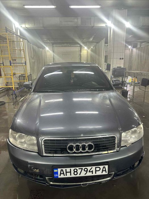 Продам ауді а4 б6  торг