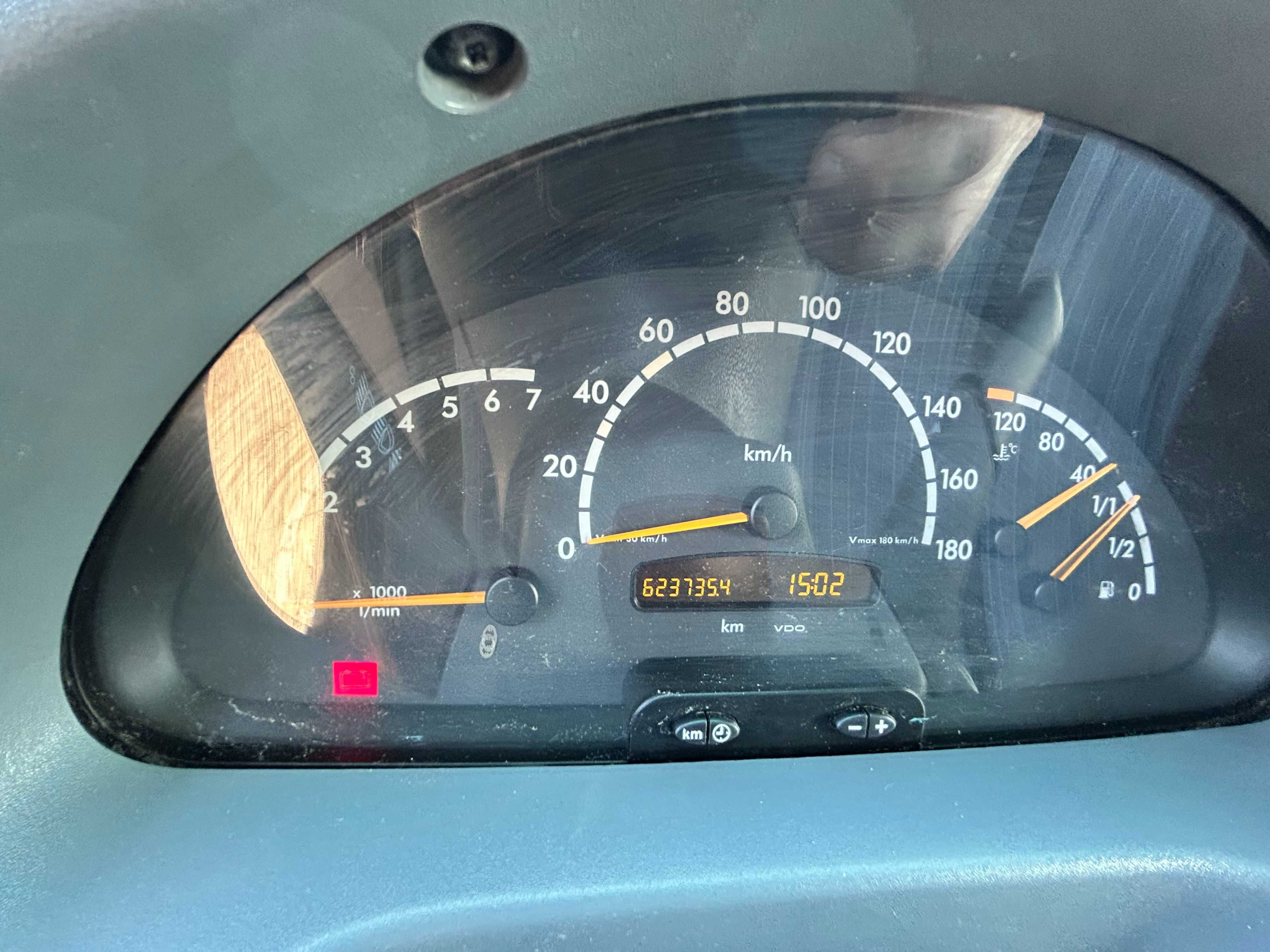 Mercedes Sprinter 413 kontener