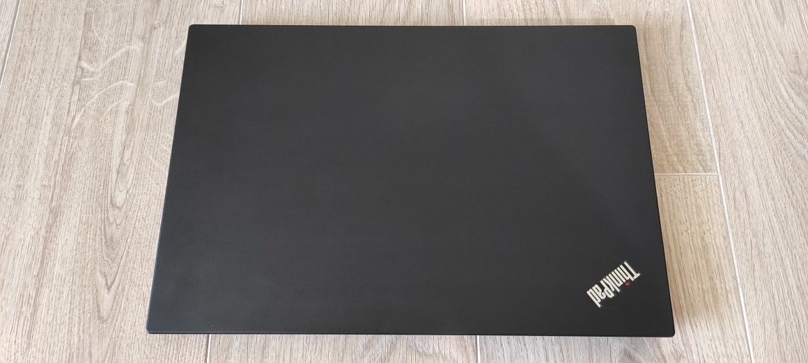 Lenovo ThinkPad P15s (15.6", i7-10510, Nvidia P520, 16/512)