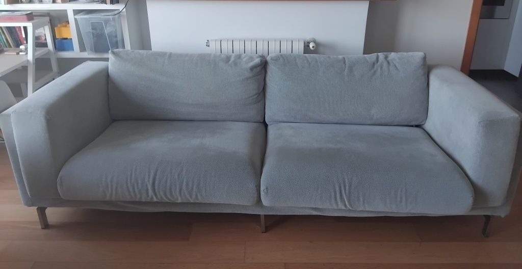 Sofá IKEA NOCKBY de 3 lugares