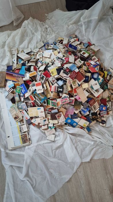 Fósforos caixas e carteiras antigas vários países