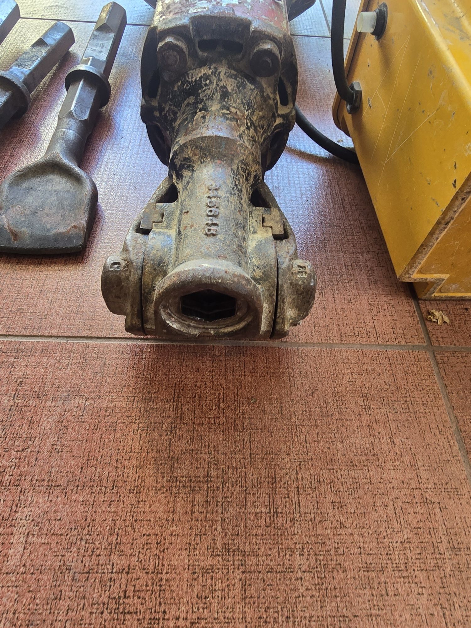 Młot Hilti TE 3000AVR
