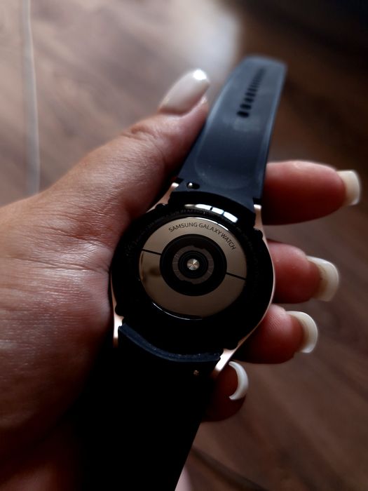 Годинник Samsung galaxy watch 4