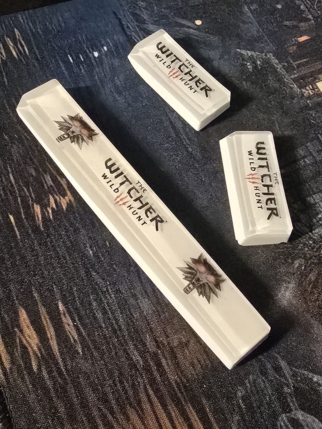 2 klawisze Wiedźmin / keycapy