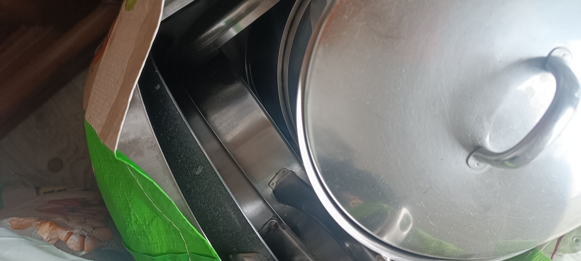 Loiça e artigos de cozinha variado
