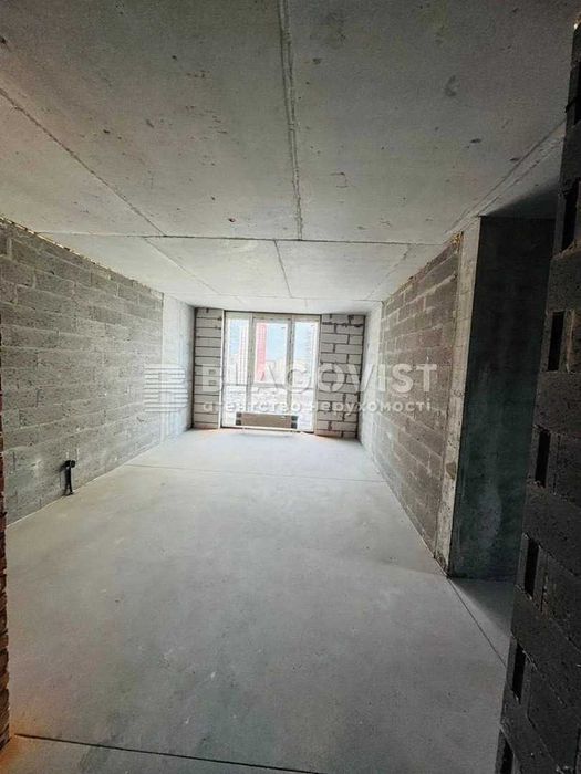 ЖК Варшавский  ,Європейського Союзу просп.(Правди просп.)