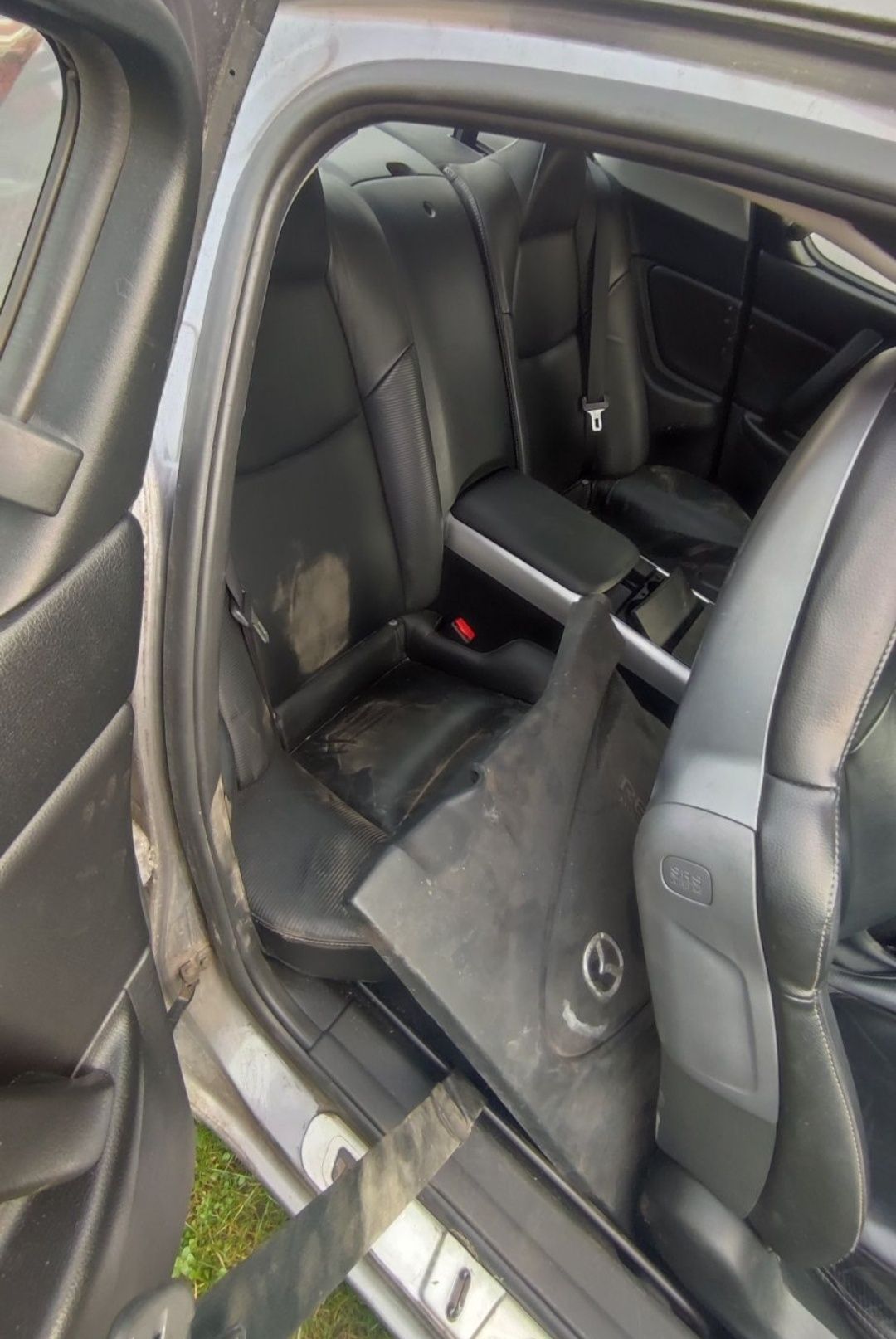 Mazda RX-8 fotele kanapa KOMPLET