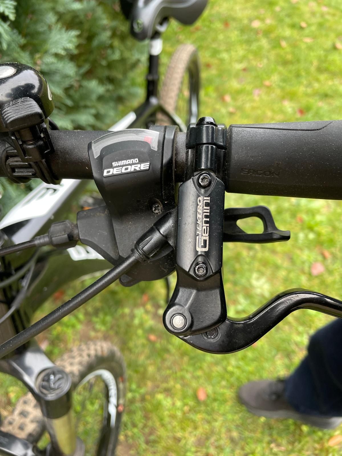 Rower Specialized Rockhopper Deore Sram RockShox