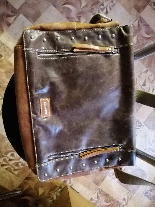 кожаная сумка-планшет