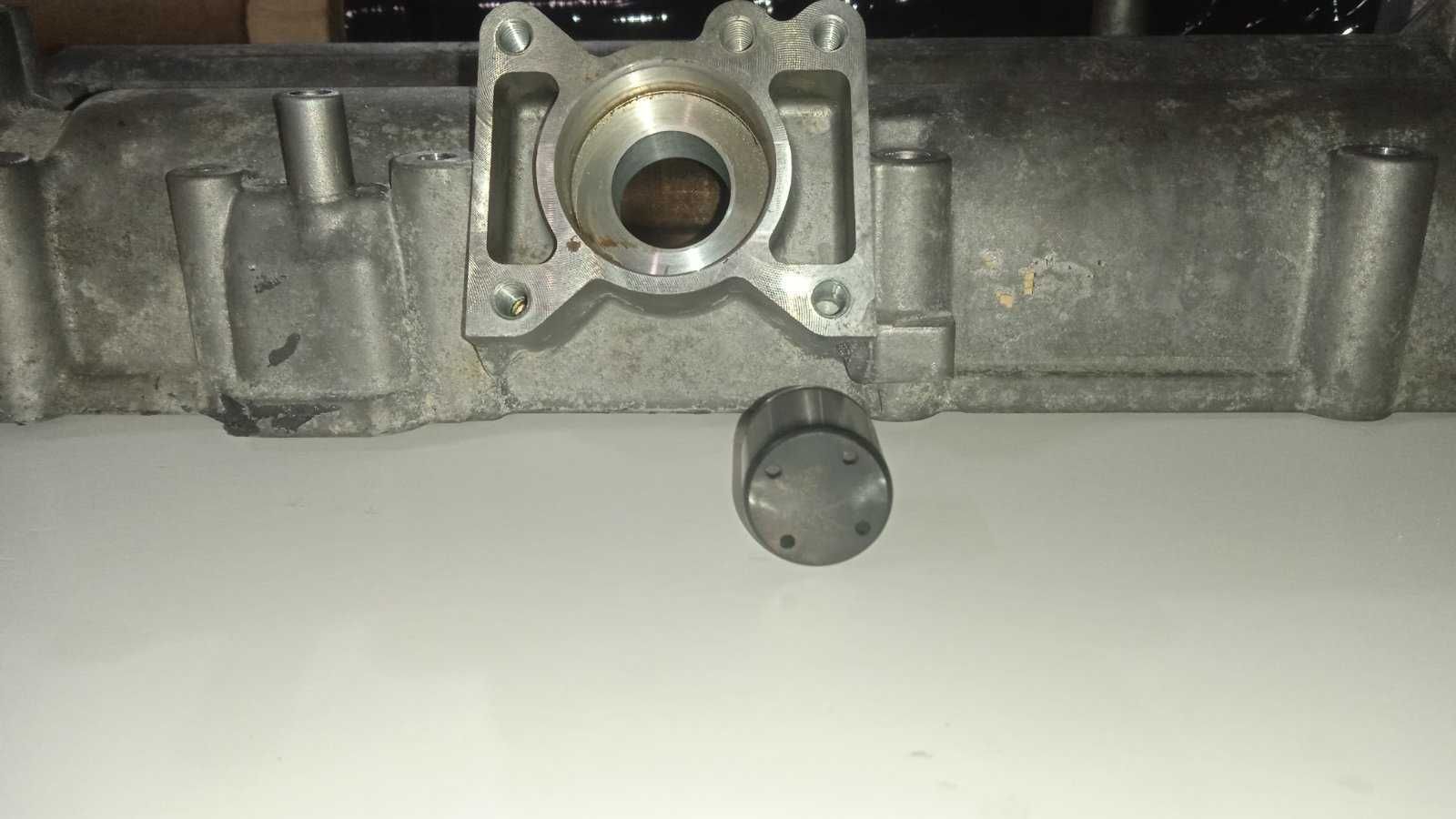 Крышка клапанов 03C103475 J/K толкатель ТНВД 03C109309C BAG 1.6 FSI VW