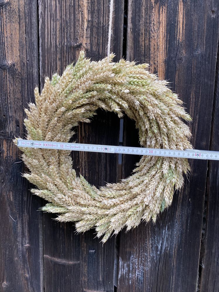 Wianek na drzwi ze zboża letni 40cm naturalny