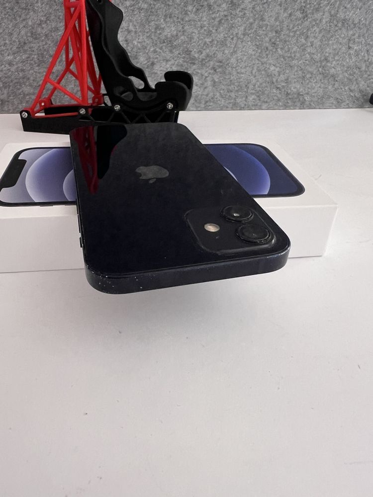 Troco/Vendo IPhone 12 128GB Black (Ler anúncio)
