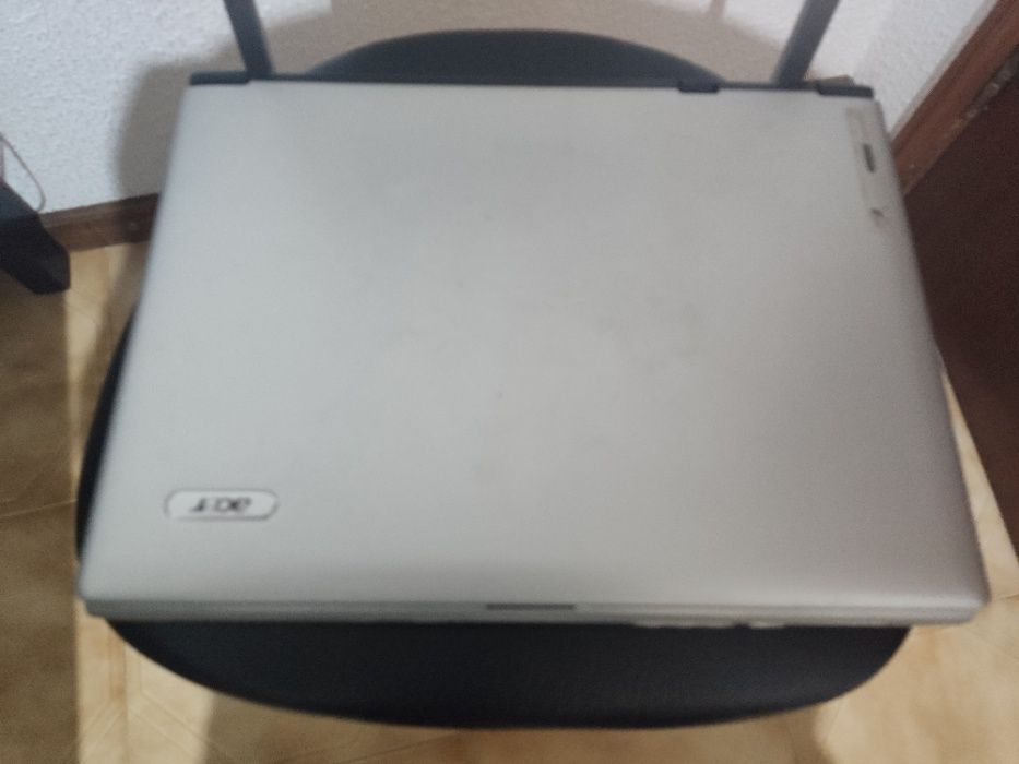 Vendo (Peças) Acer Aspire 1414 LMI