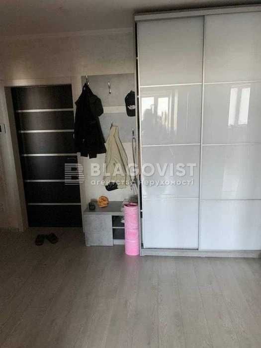 Верховинна, 35 Берестейський проспект  квартира  М"Житомирська"