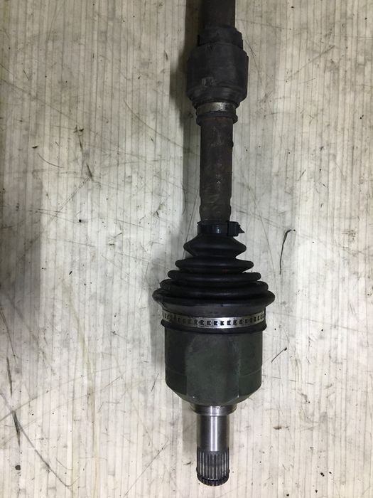 Полуось піввісь привід привод шрус Mitsubishi Galant (ЛІВА КОРОТКА).