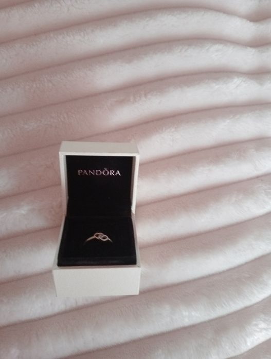 Anel Pandora como novo