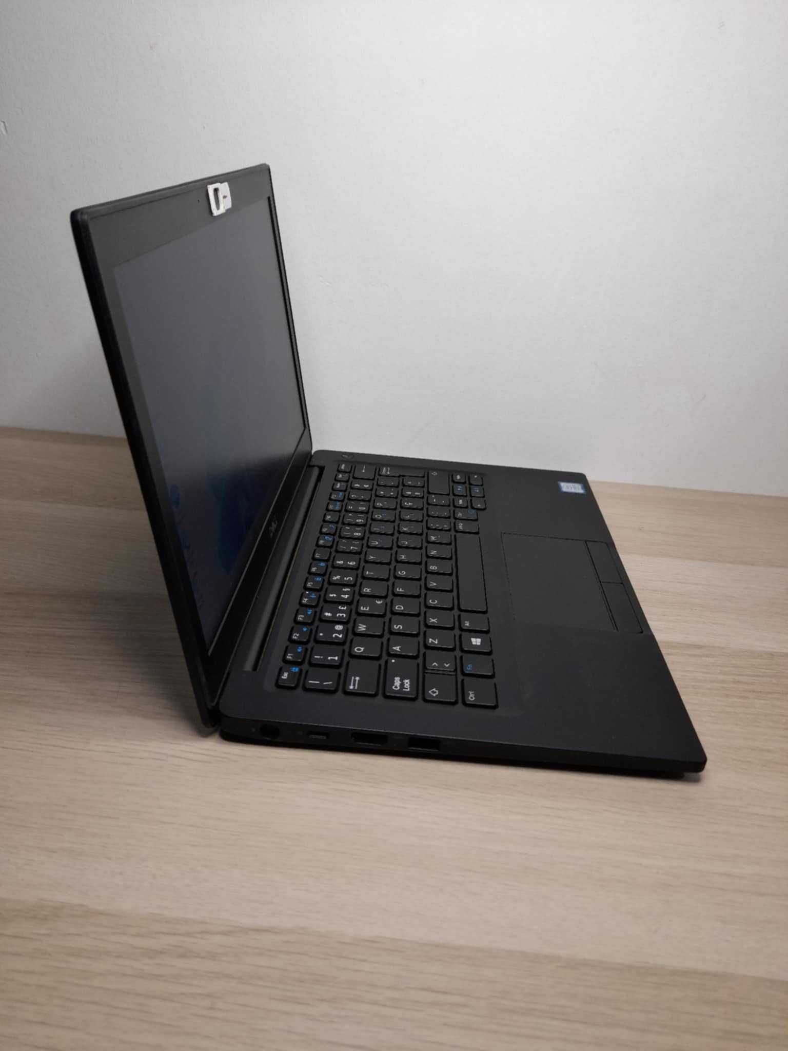 Dell Latitude E7290 - Intel Core i5 / 8Gb / SSD 256Gb