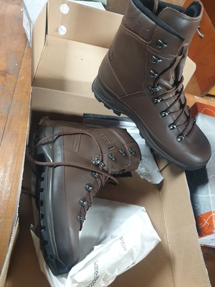 Buty LOWA Mountain GTX GoreTex rozm. 44 i 1/2