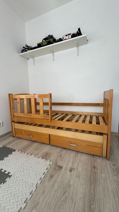 Łóżko dziecięce podwójne