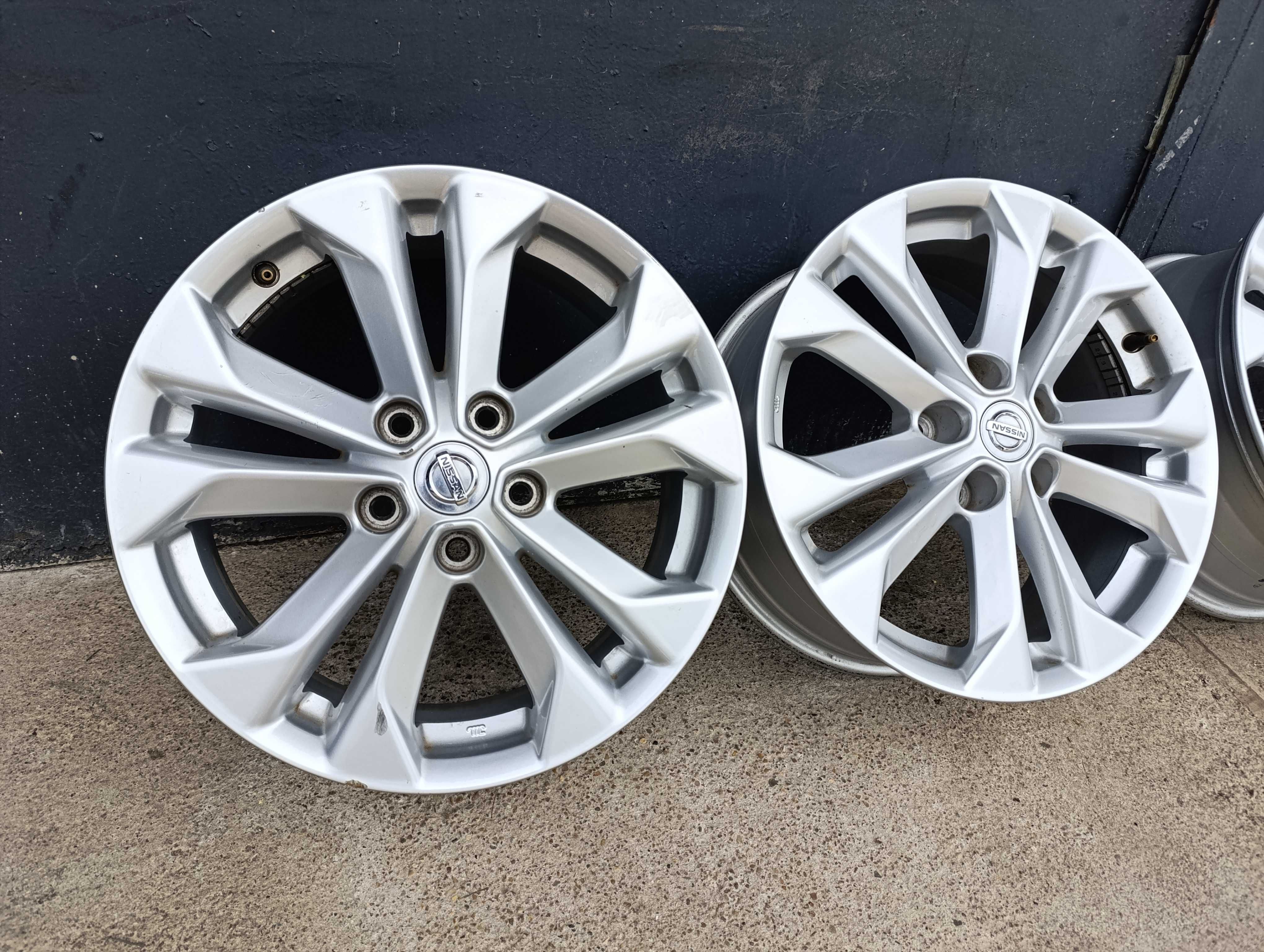 Felgi aluminiowe 17" NISSAN Juke, Qashqai 7J ET45 5x114,3 66,1