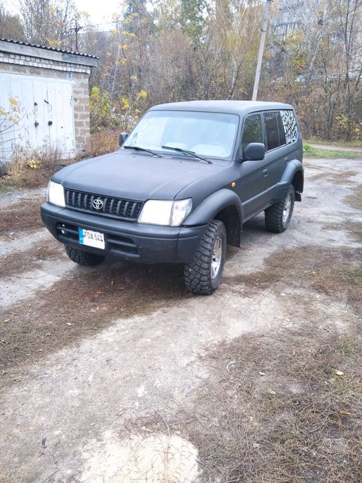 Toyota Land-Cruiser 90