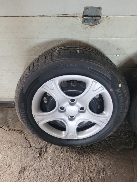 Koła stalowe z oponami letnimi Kia Picanto R14 4x100 Oryginalne NOWE