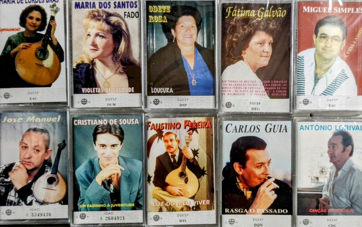 Lote 1 de 20 cassetes de FADO - Vários Fadistas NOVAS