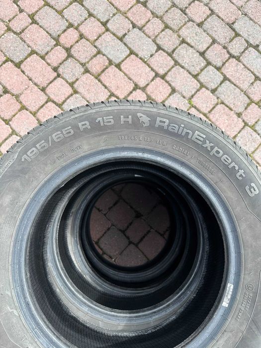 Opony Uniroyal RainExpert 3 195/65 R15 - Komplet 4 sztuk