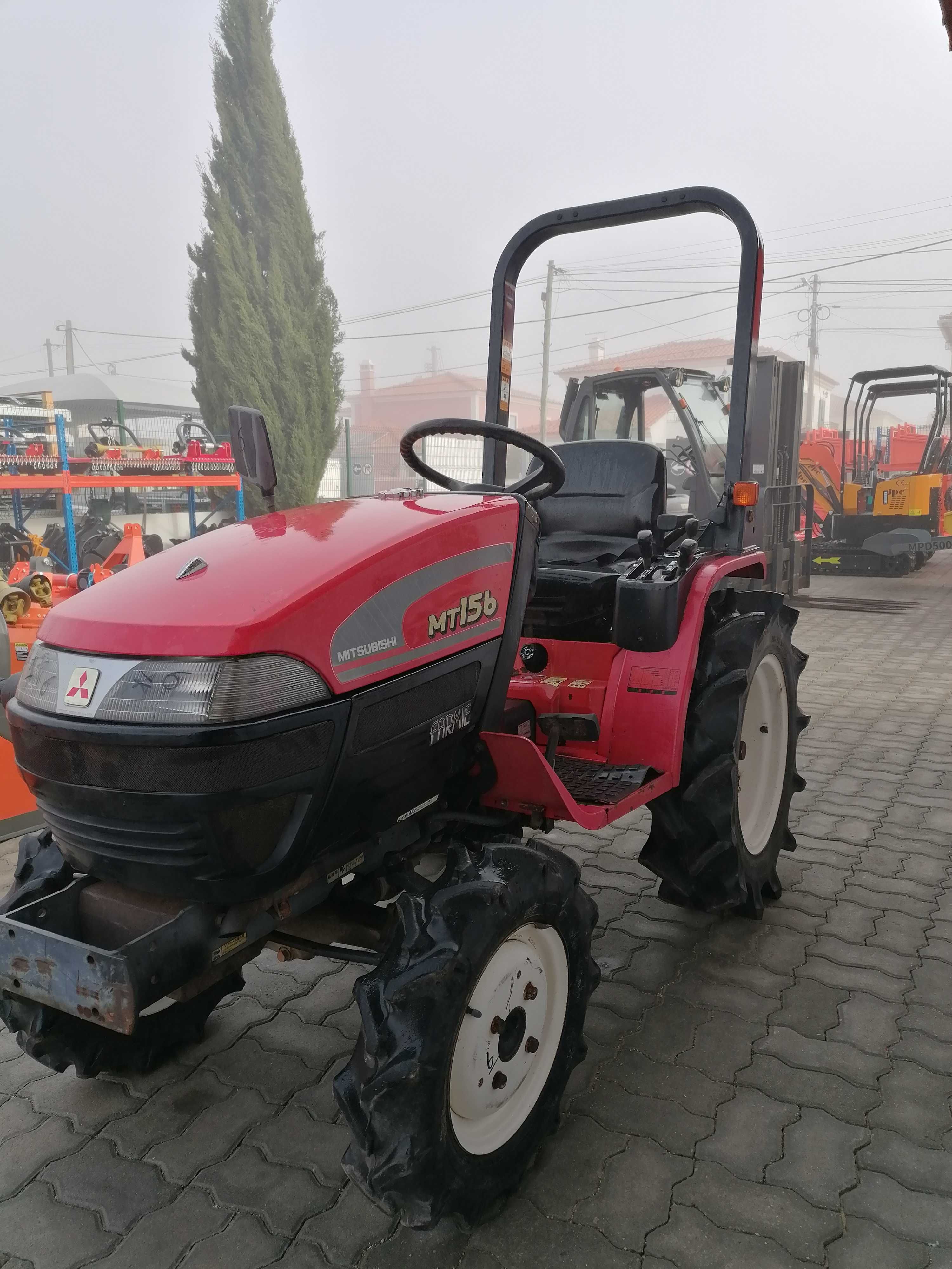 MITSUBIHI MT156, 4x4 21 cv
